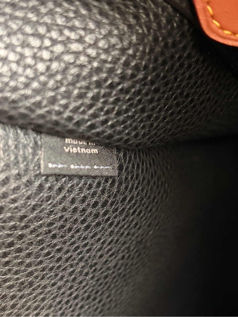 COACH XL Relay Tote in “Loved Leather” CBF28 - Picture 10 of 10